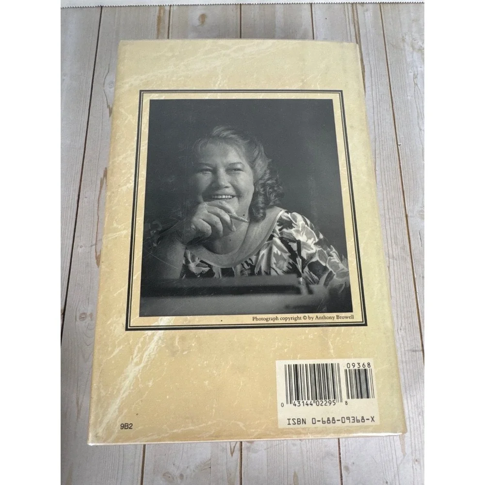 The First Man in Rome Colleen McCullough 1990 First Edition Historical Novel